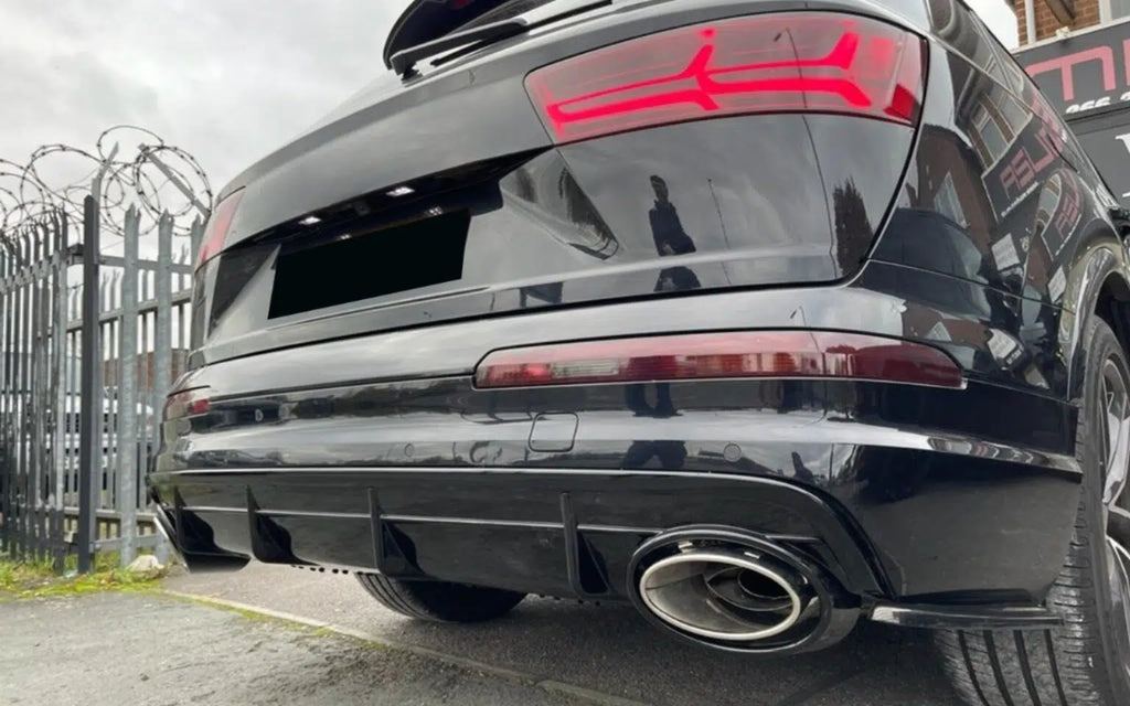 Rear diffuser RS style with exhaust tips - Audi Q7 (2015-2019) S-line