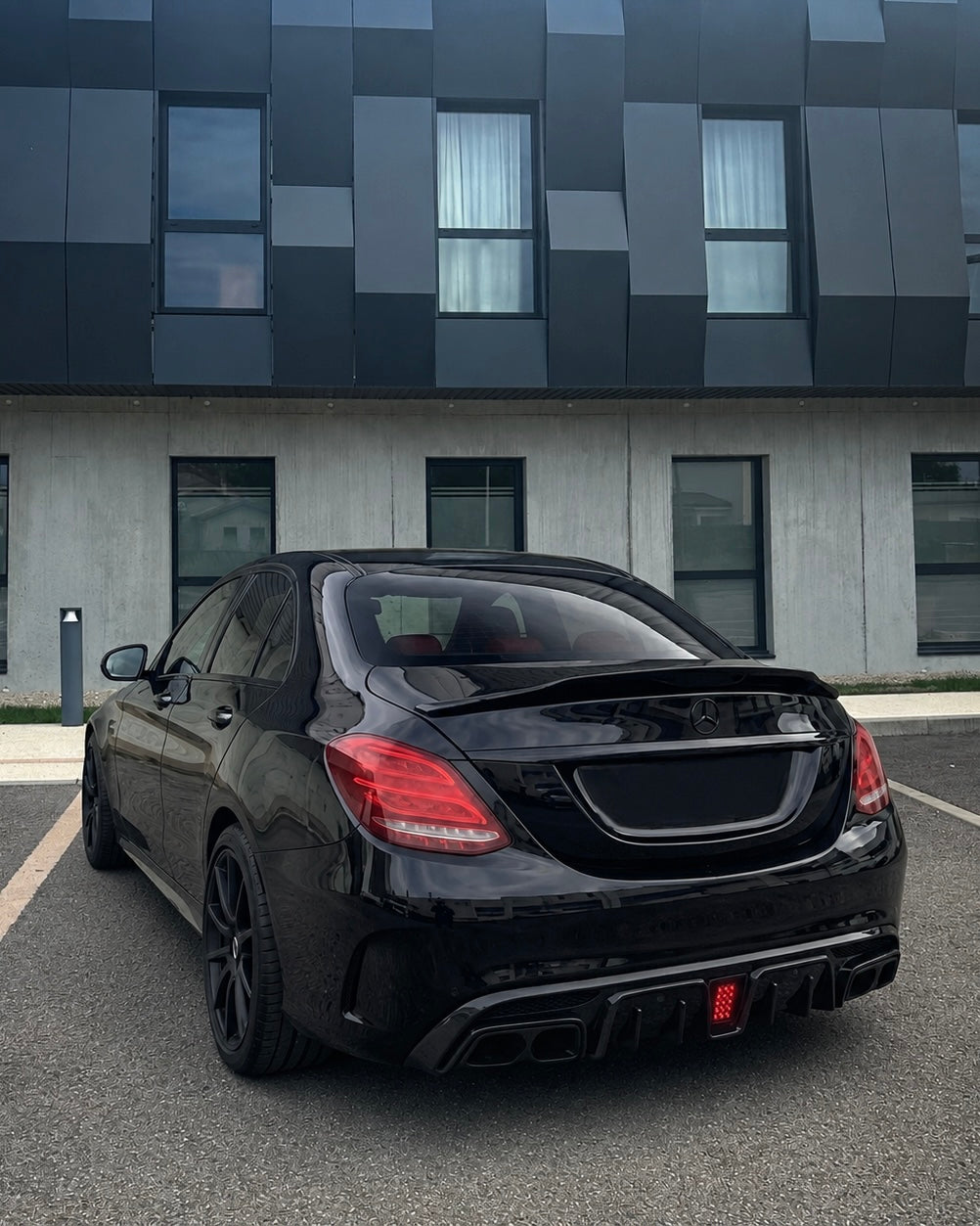 Mercedes C-Class W205 Ducktail Trunk Spoiler (2014-2021)