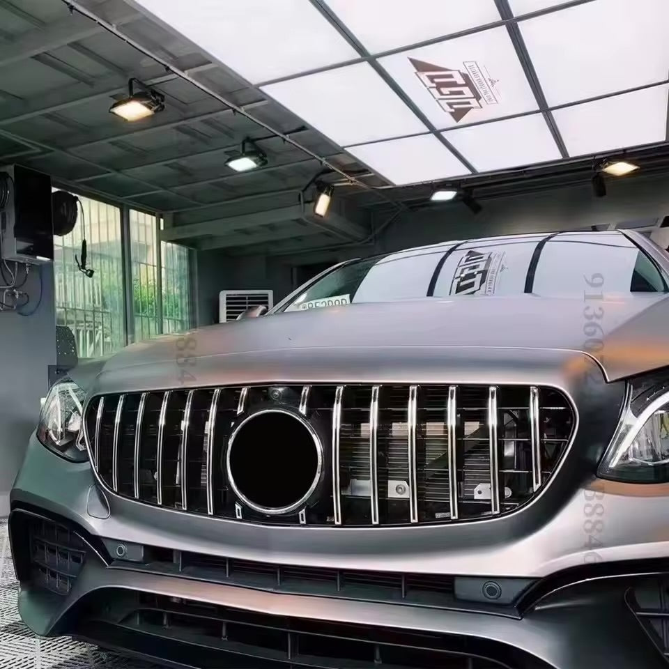 Grills - Mercedes E-class W213 with camera