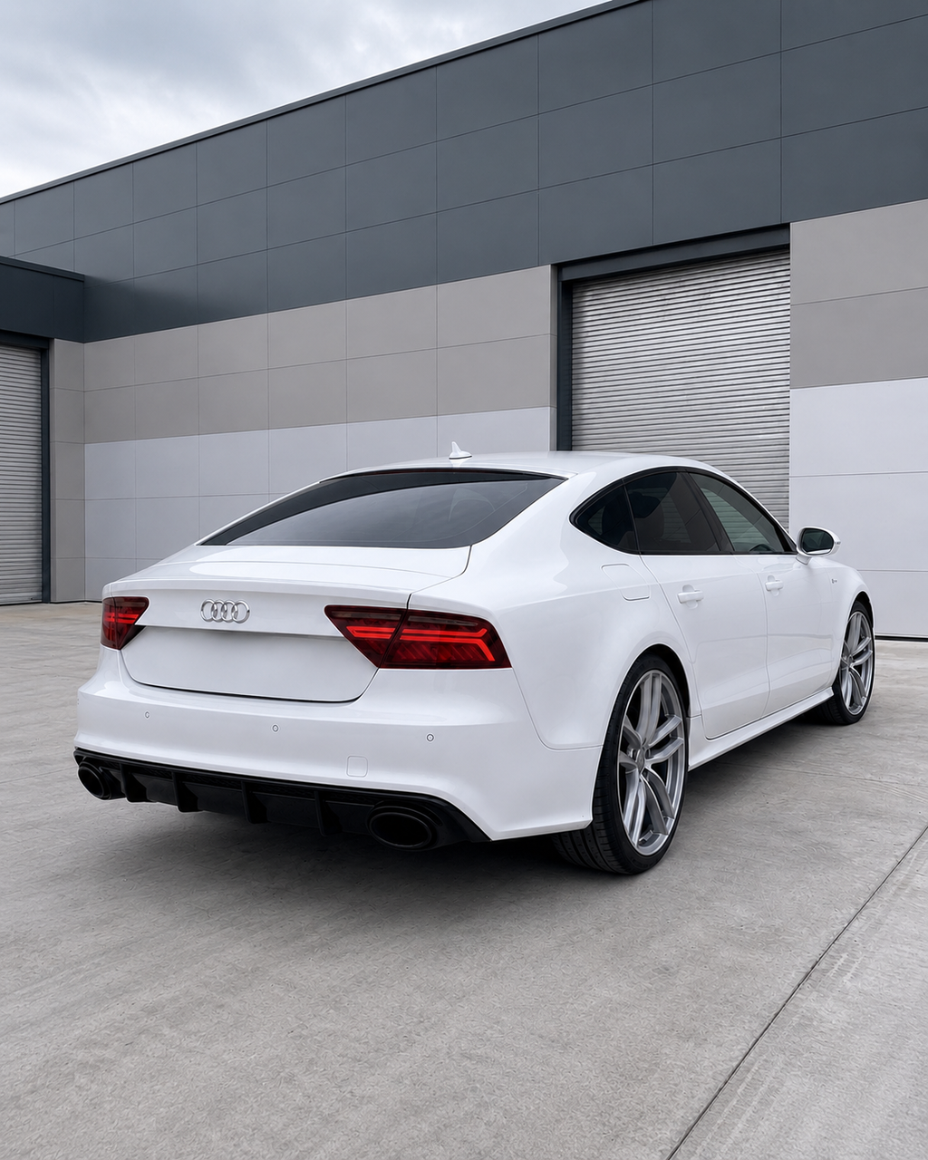 Audi A7/S7 C7.5 Facelift Diffuser With Exhaust Tips (2014-2018)
