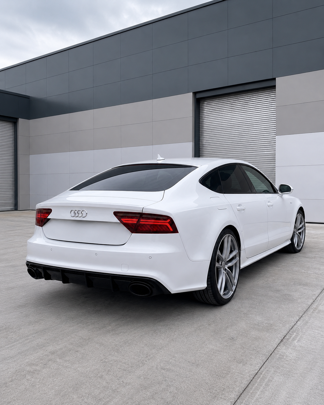 Audi A7/S7 C7.5 Facelift Diffuser With Exhaust Tips (2014-2018)