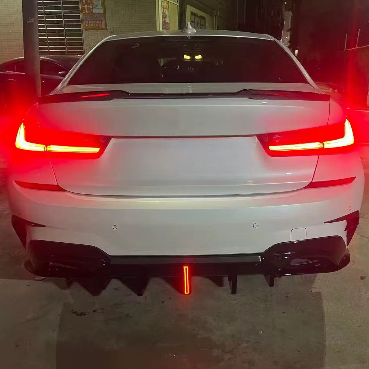 Diffuser and exhaust tips BMW 3-Series G20 (2018-2022)