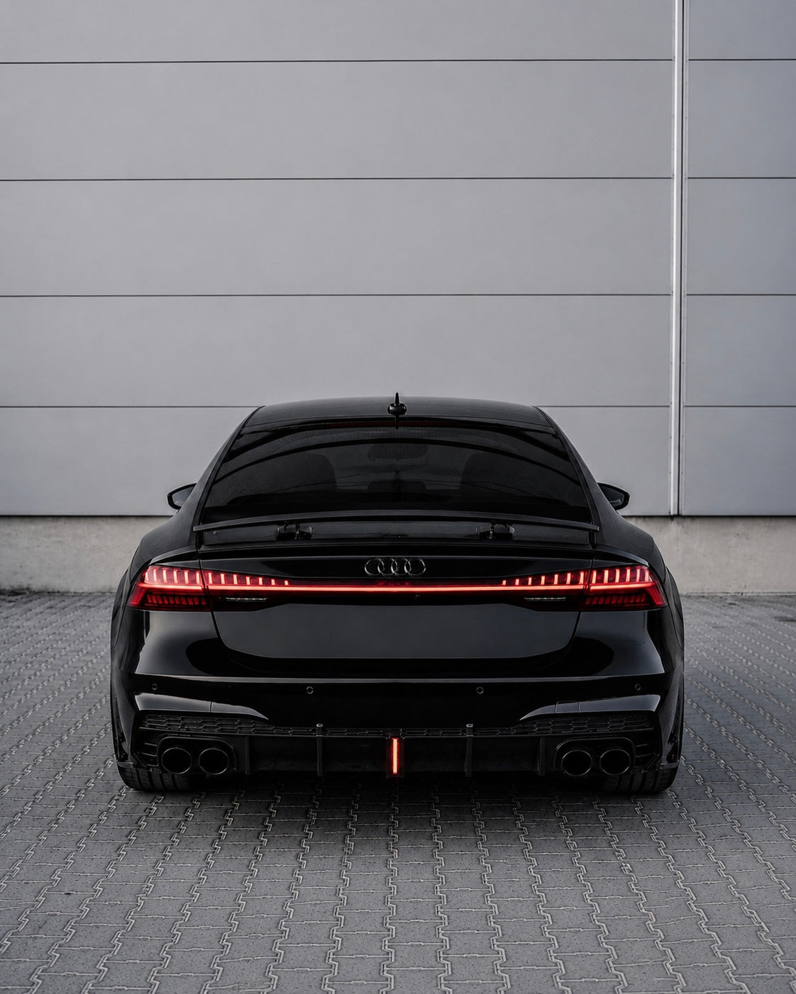 Audi A7/S7 C8/C8.5 LED Diffuser With Exhaust Tips (2018-2025)