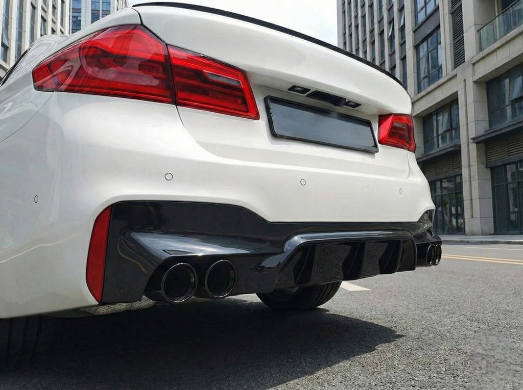Diffuser and exhaust tips BMW 5-Series G30 (2017-2023)