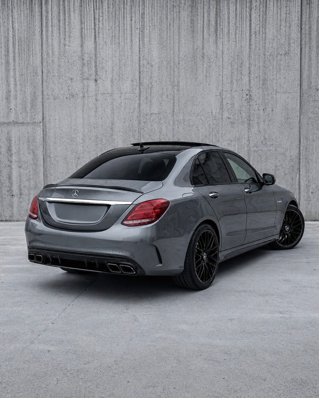 Mercedes C-Class W205/S205 63 AMG Style Diffuser With Exhaust Tips (2014-2021)