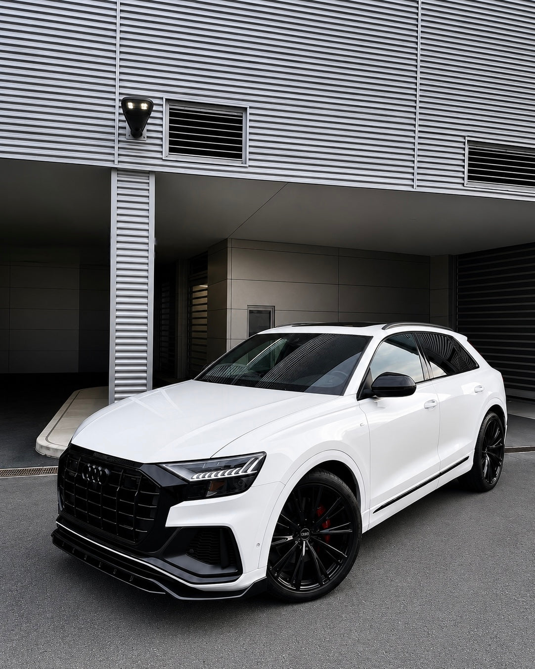 Audi Q8/SQ8 Pre-Facelift Front Lip Spoiler (2018-2023)